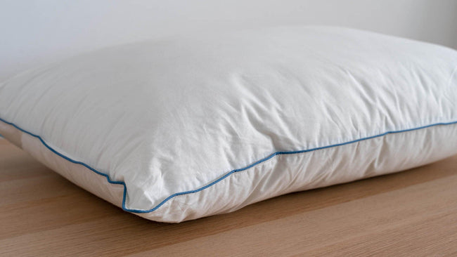 Oreiller en duvet synthétique 50x70cm Main Image