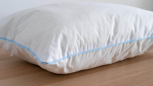 Oreiller en Micro-Fibre avec lisière 50x70cm Main Image